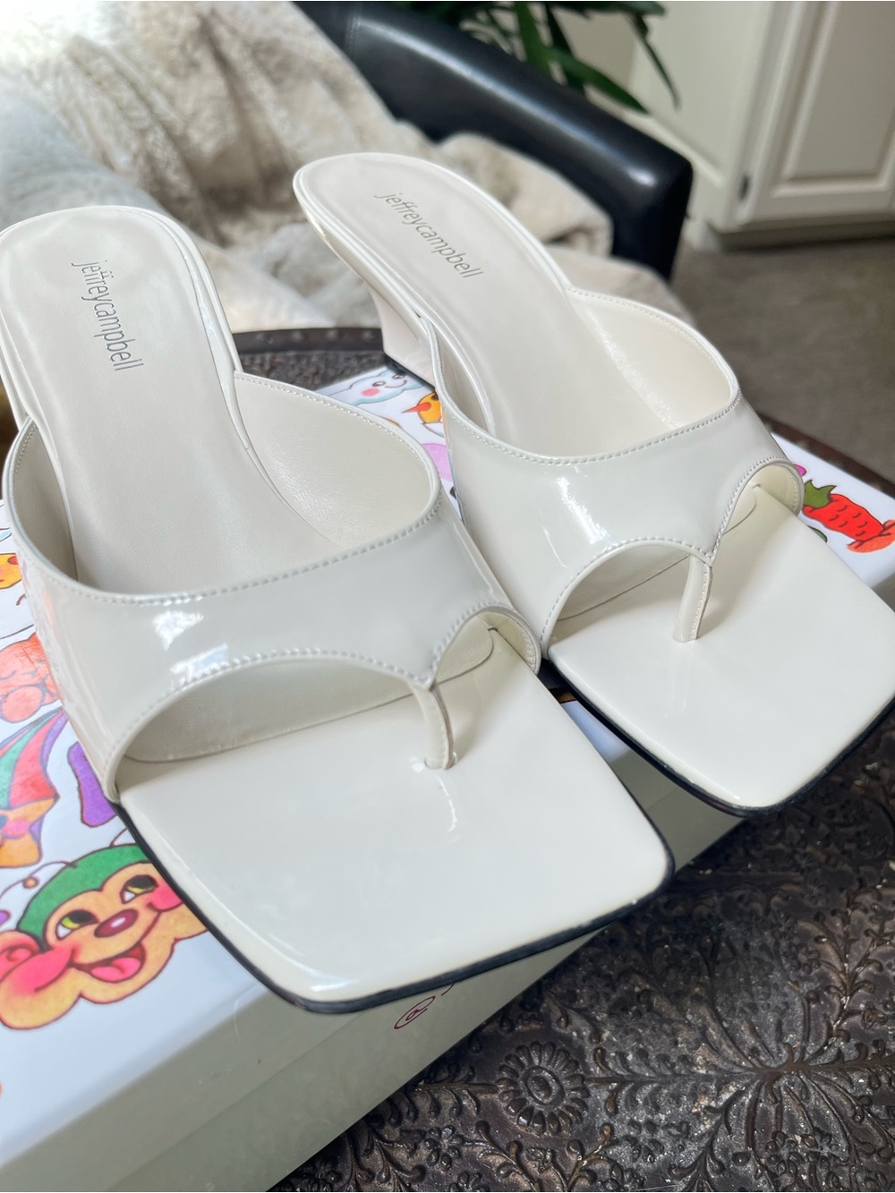 JEFFREY CAMPBELL HONEY BUN WHITE PATENT WEDGE SANDALS 8.5 - Picture 4 of 11